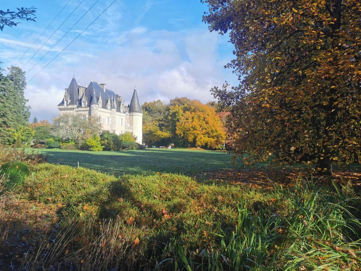 Chateau De Launay Guen 호텔 Plémet 외부 사진